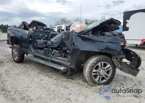 2017 Chevrolet Silverado K2500 High Country z USA, uszkodzony, nr VIN 1GC1KXEY3HF185966